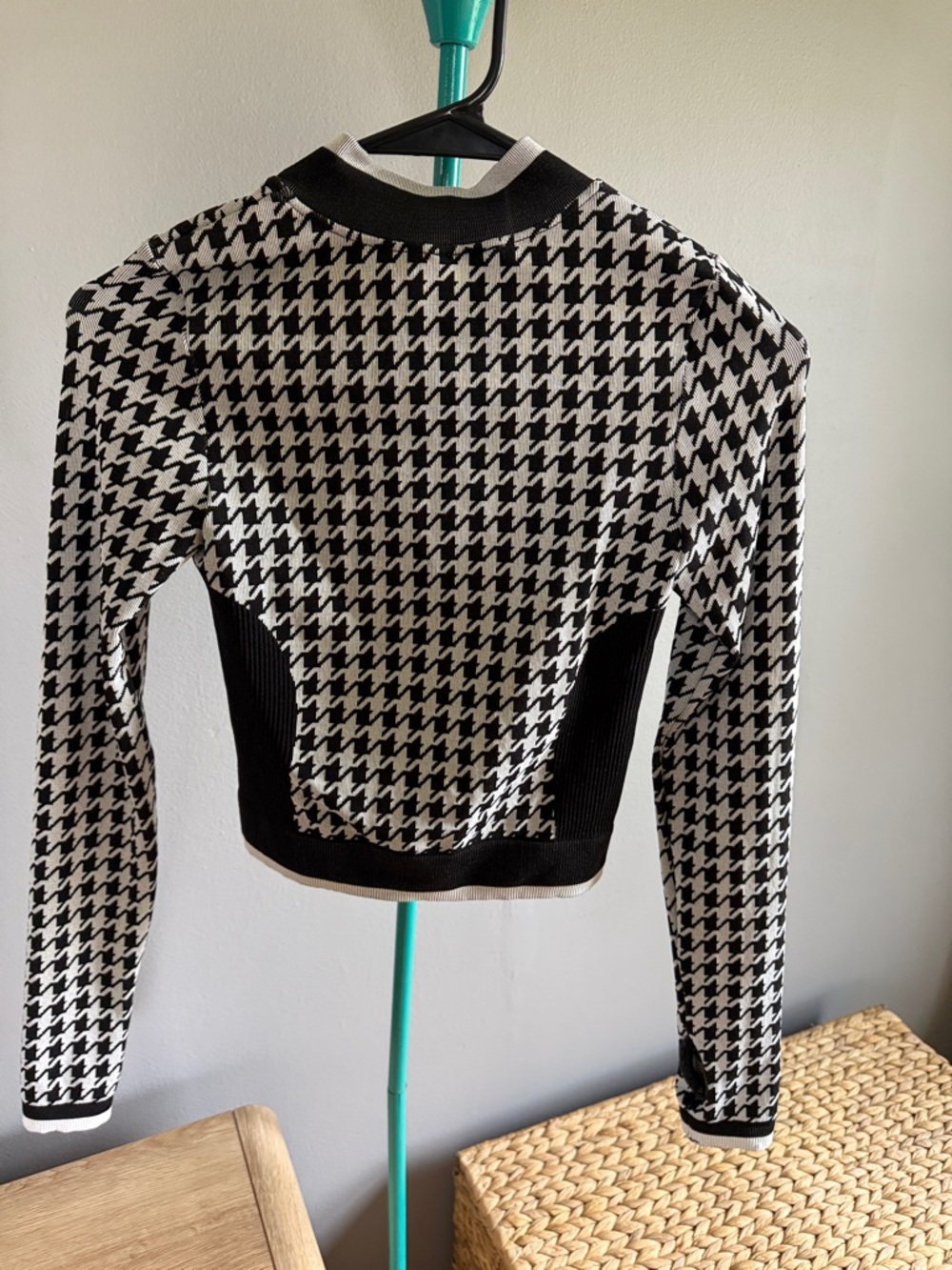 Houndstooth Jacket - Picture 3 of 3